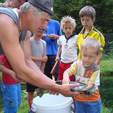Kinderbauernhof Leneler Arzl im Pitztal Luaran gambar